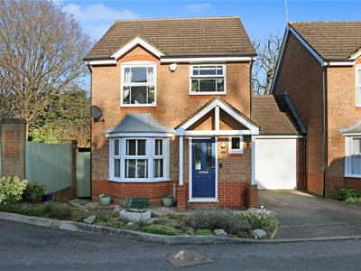 Property image of home to buy in Cox Close, Shenley